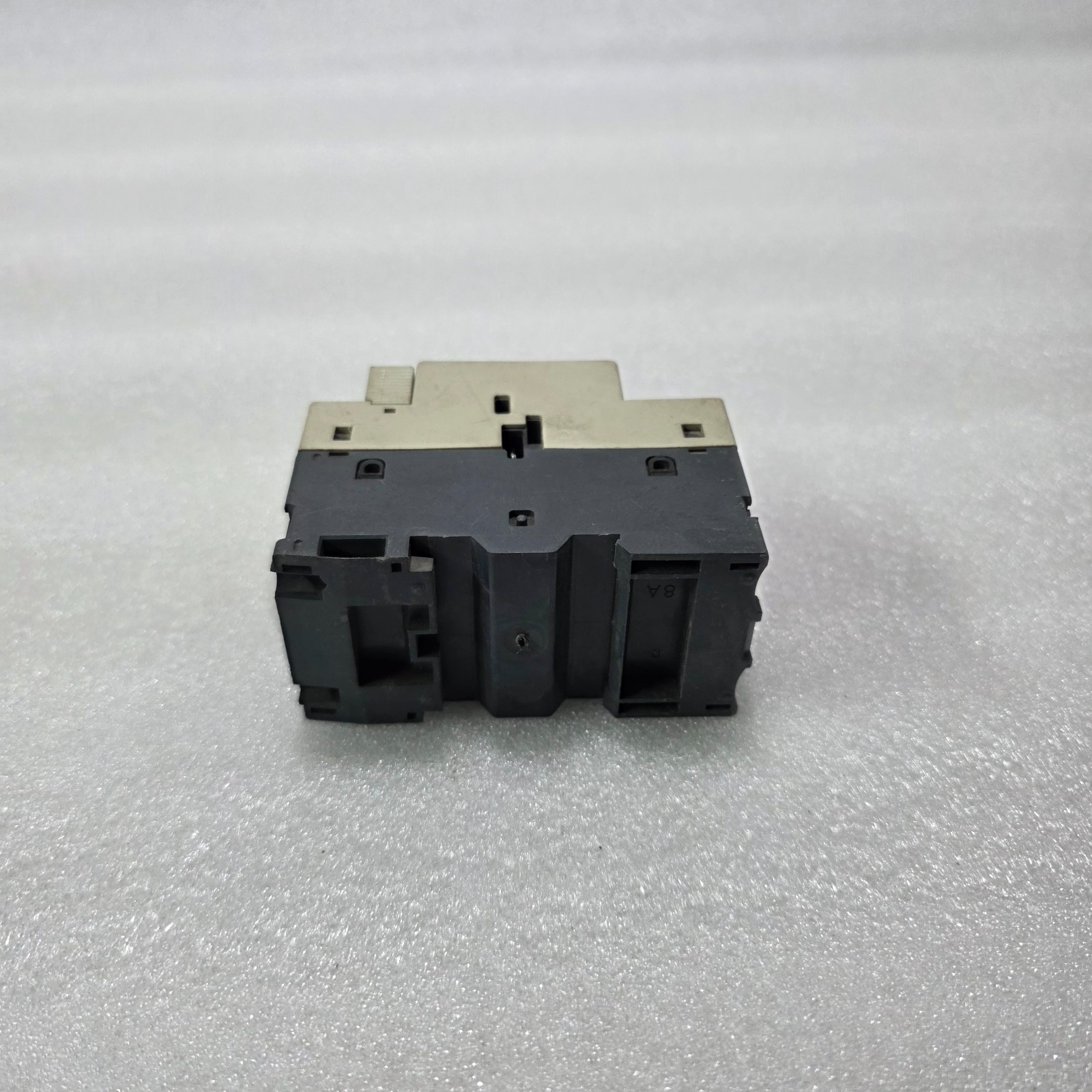 TELEMECANIQUE GV2-M10 4-6.3A 3P MOTOR CIRCUIT BREAKER 690V 50KA MPCB - Image 4