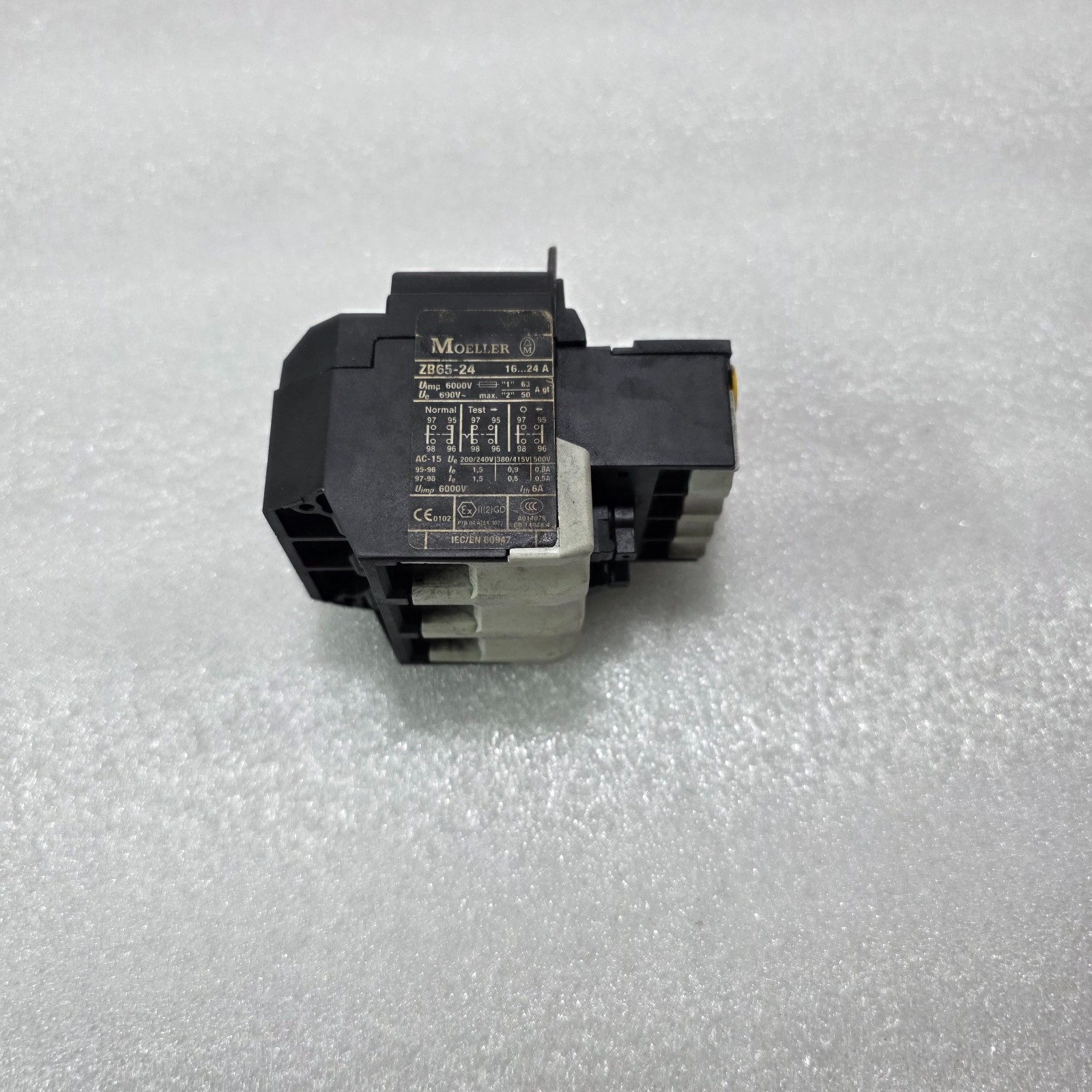MOELLER ZB65-24 THERMAL OVERLOAD RELAY 16-24A 690V IEC/EN 60947 - Image 3