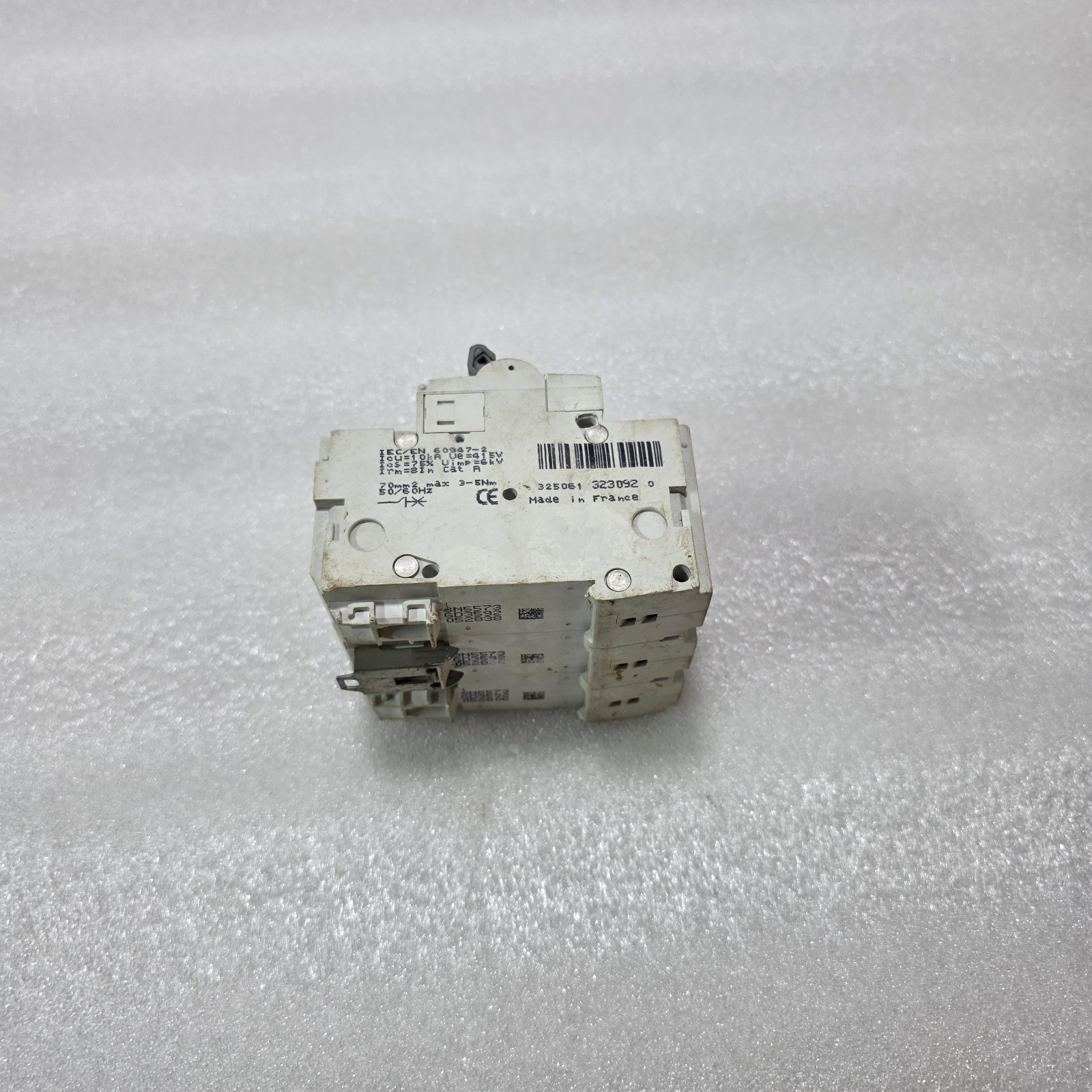 HAGER HLF390S C100 3P 100A CURVE C 400V 10KA MCB MINIATURE CIRCUIT BREAKER - Image 4