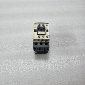 S ELECTRIC LC1D38 TESYS D CONTACTOR 3 POLE 50A 690V WITH AUXILIARY CONTACTS