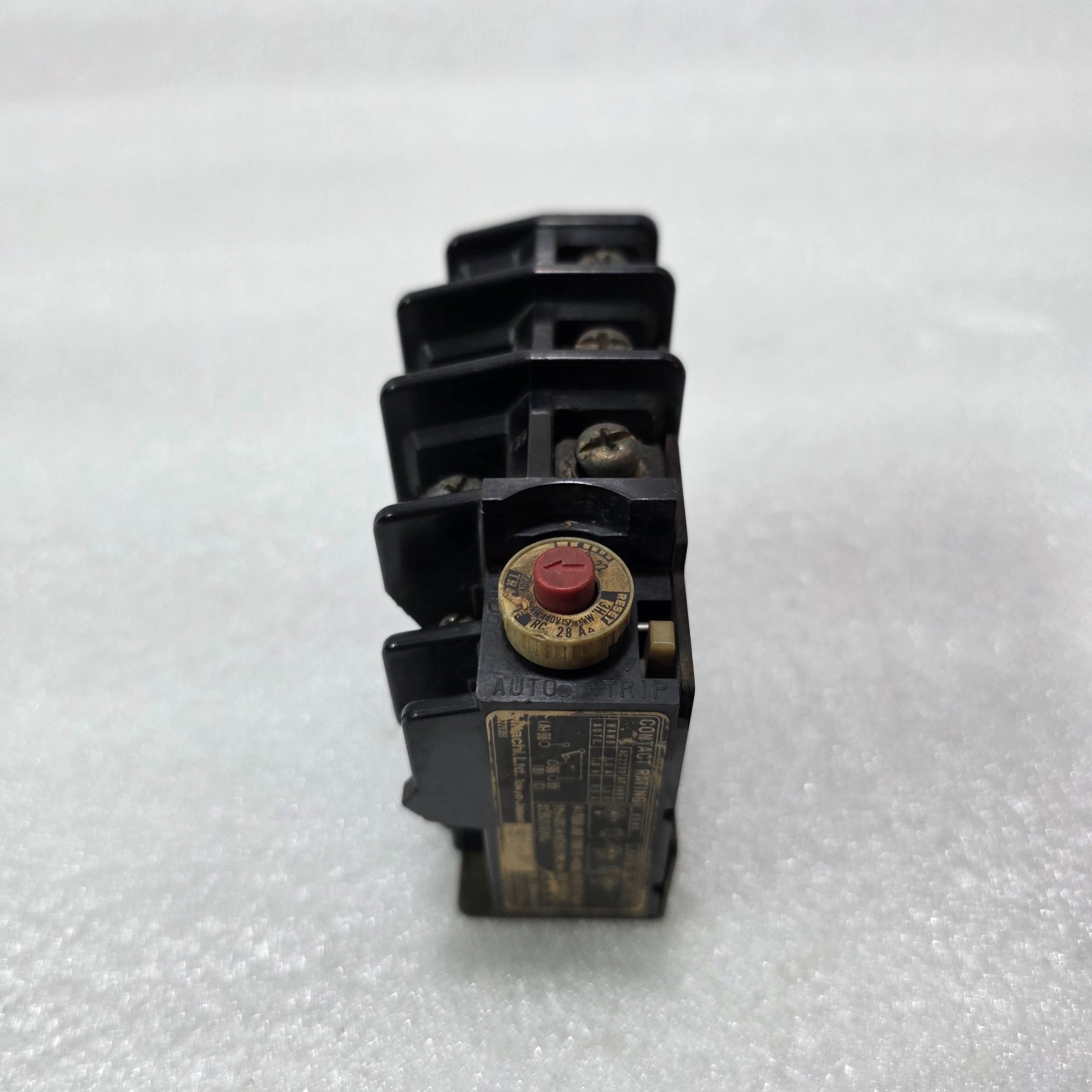 HITACHI THERMAL OVERLOAD RELAY 28A 220V/440V AC AUTO/MANUAL RESET JAPAN - Image 2