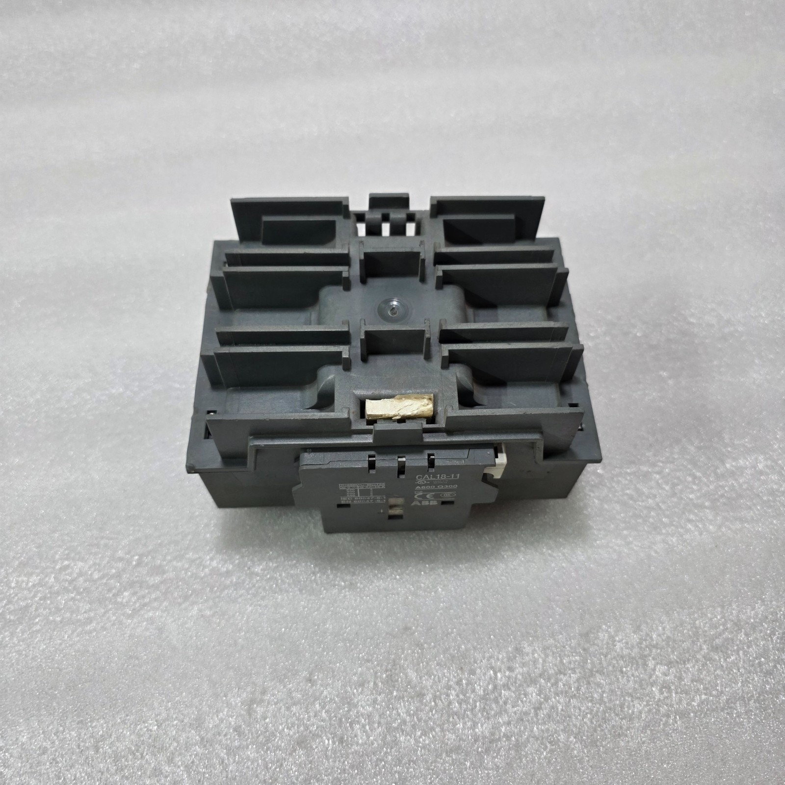 ABB A185-30 AC CONTACTOR 185A 275A 690V + CAL18-I1 AUX CONTACT IEC60947 - Image 6